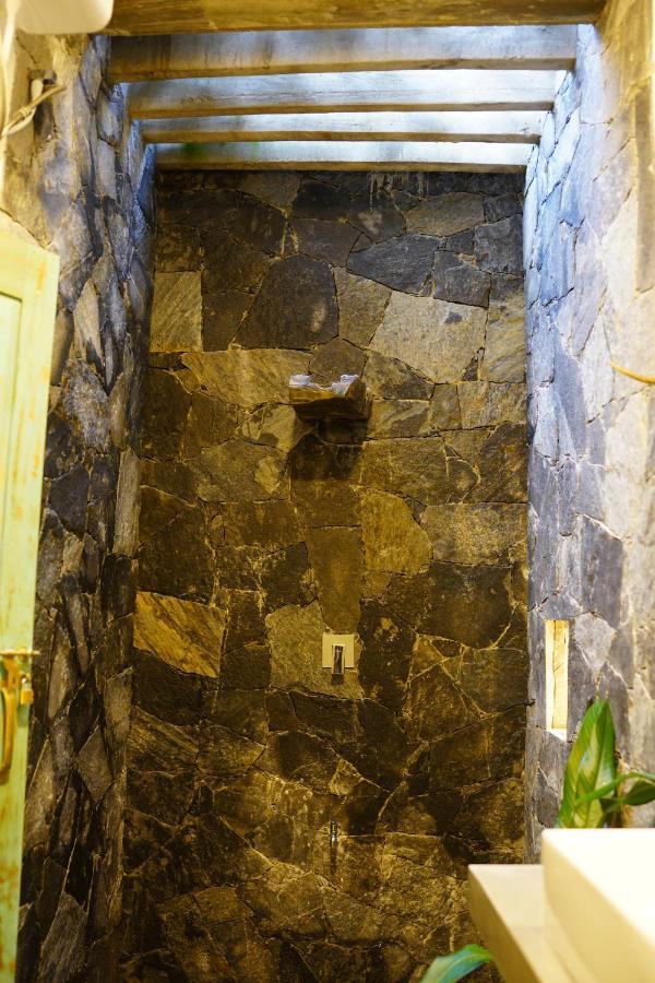 Ronaya Surf Waves Villa Dikwella Dış mekan fotoğraf