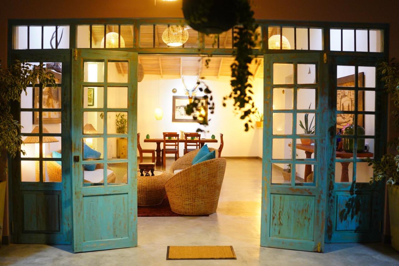 Ronaya Surf Waves Villa Dikwella Dış mekan fotoğraf
